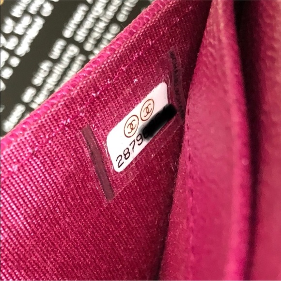 Chanel Dark Pink Caviar Medium Wallet - Picture 9 of 10
